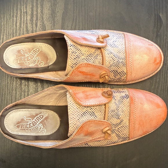 Freebird Women's Orange and Cream Mules - Picture 5 of 6